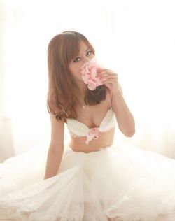 香蕉伊人色热思思玖九动漫首