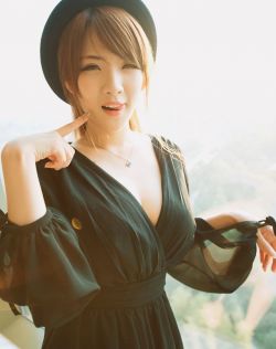99热热8精品久久无广告弹窗