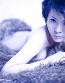 巨乳美女拍拍拍